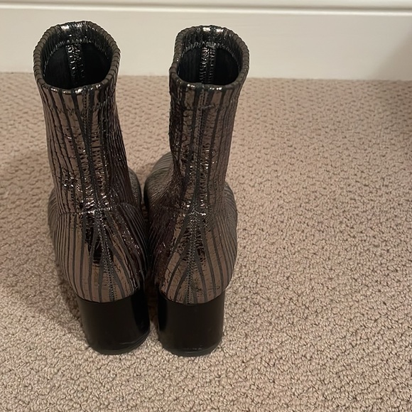 Isabelle marant size 39 silver/gunmetal booties - Picture 10 of 11